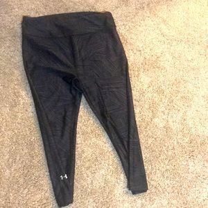 UA compression leggings